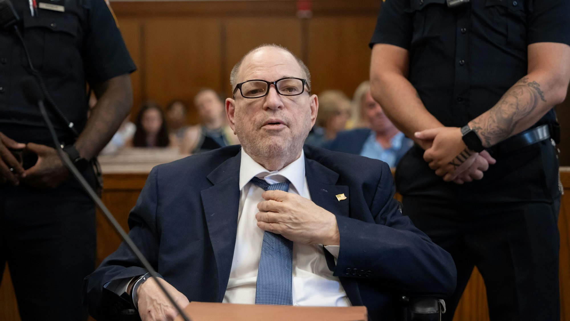 Der ehemalige Hollywood-Filmmogul Harvey Weinstein erscheint zu einer Anhörung vor dem Strafgericht in Manhattan