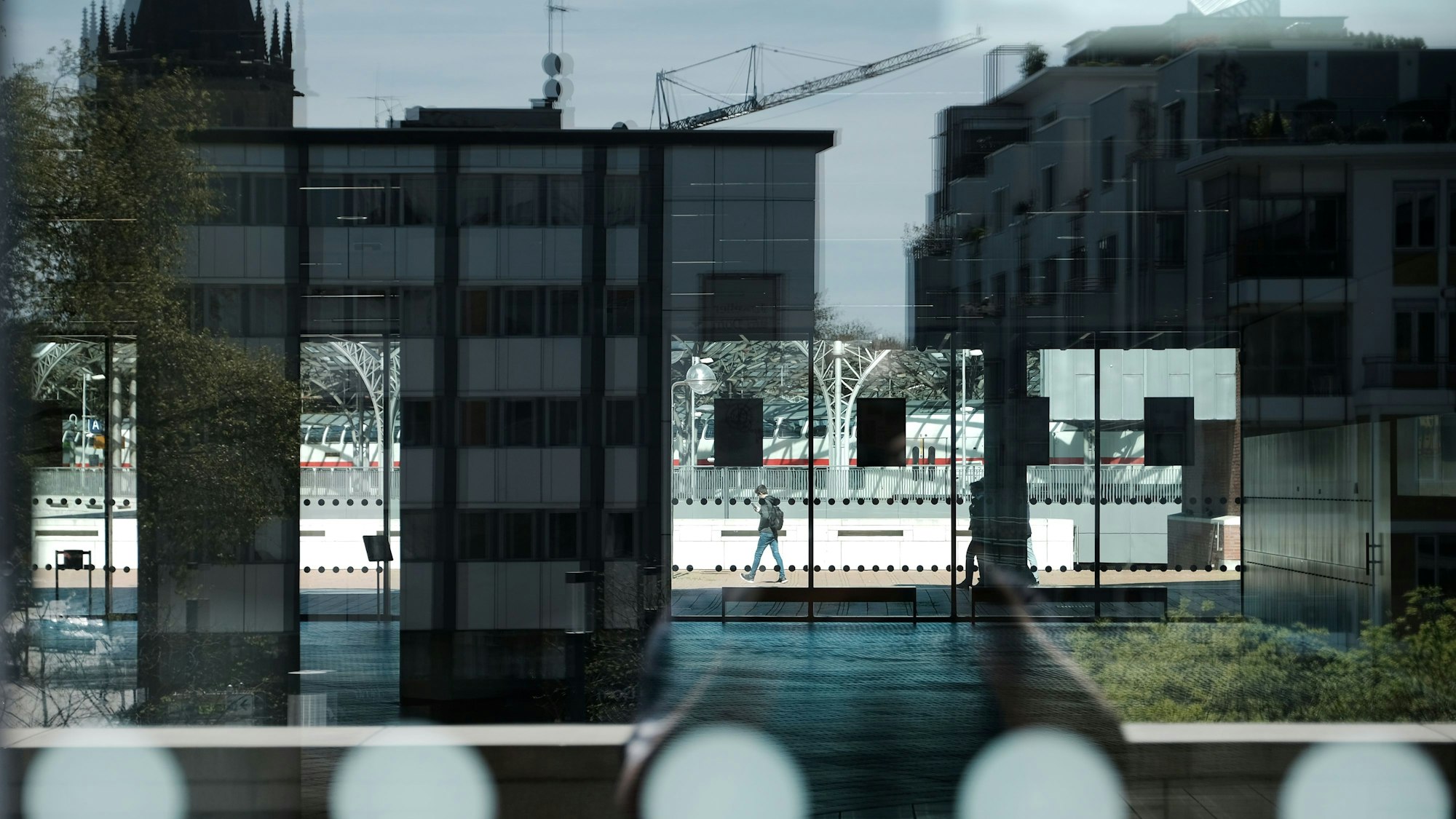 Städtische Gebäude, wie das Museum Ludwig, verbrauchten 2022 acht Prozent weniger Heizenergie als im Vorjahr.