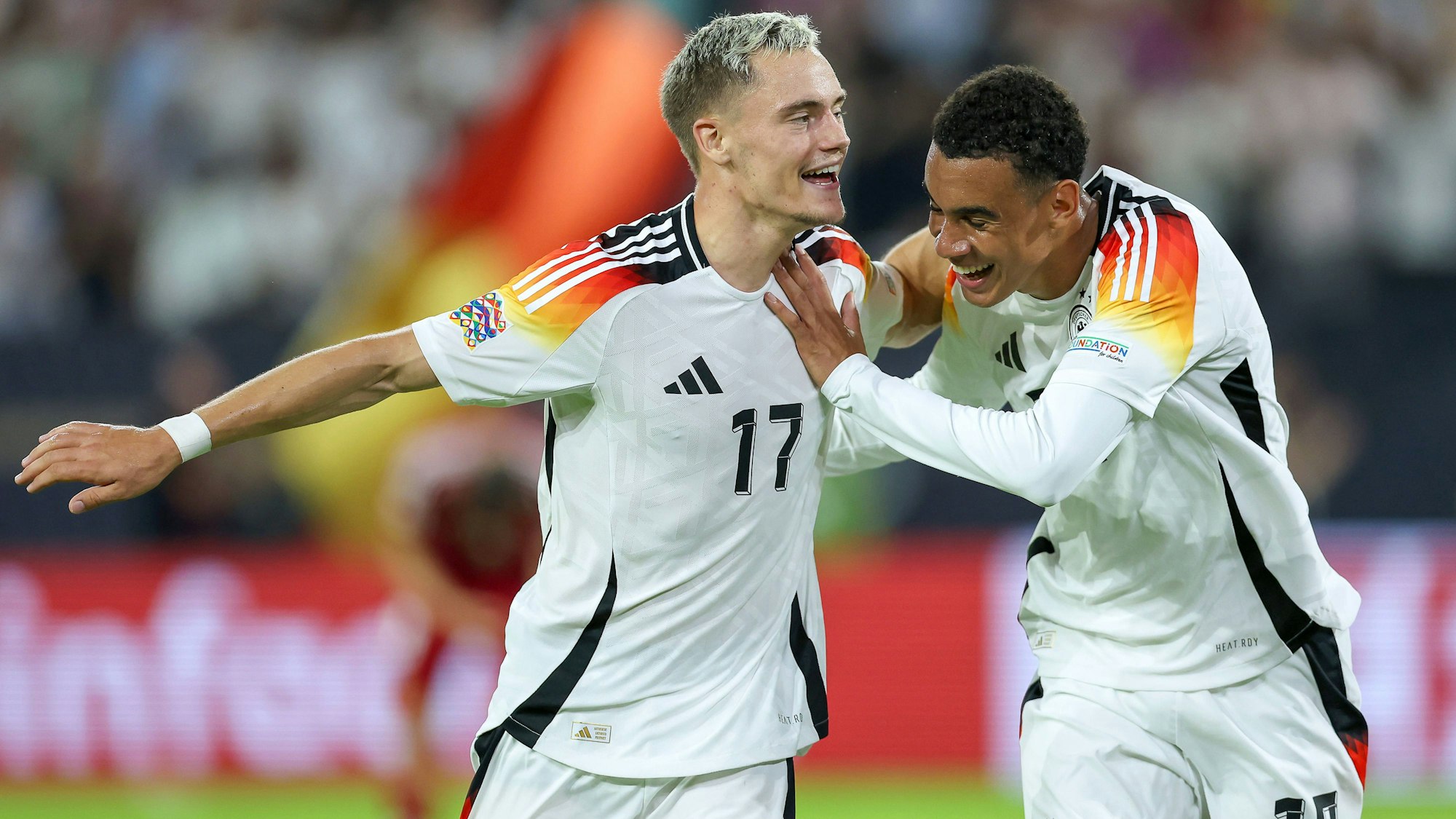 Wirbeln gerne gemeinsam auf dem Platz: Jamal Musiala (l.) und Florian Wirtz