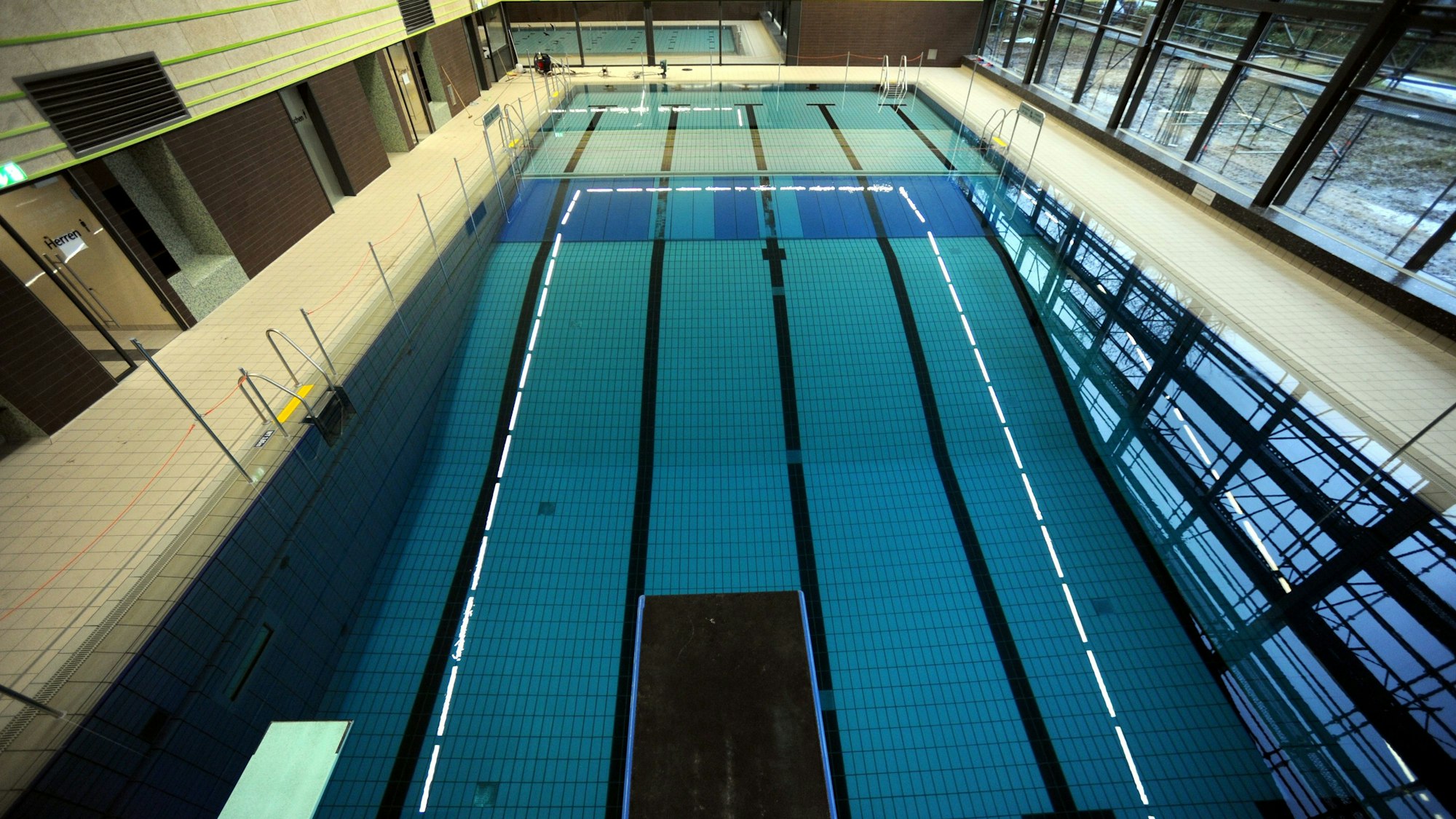 Schwimmbecken des Rodenkirchenbads