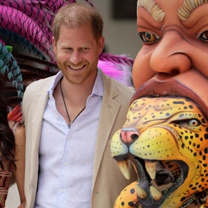 Prinz Harry und Meghan posieren für Fotos mit traditionellen Karnevalstänzern während einer Begrüßungszeremonie in Kolumbien.