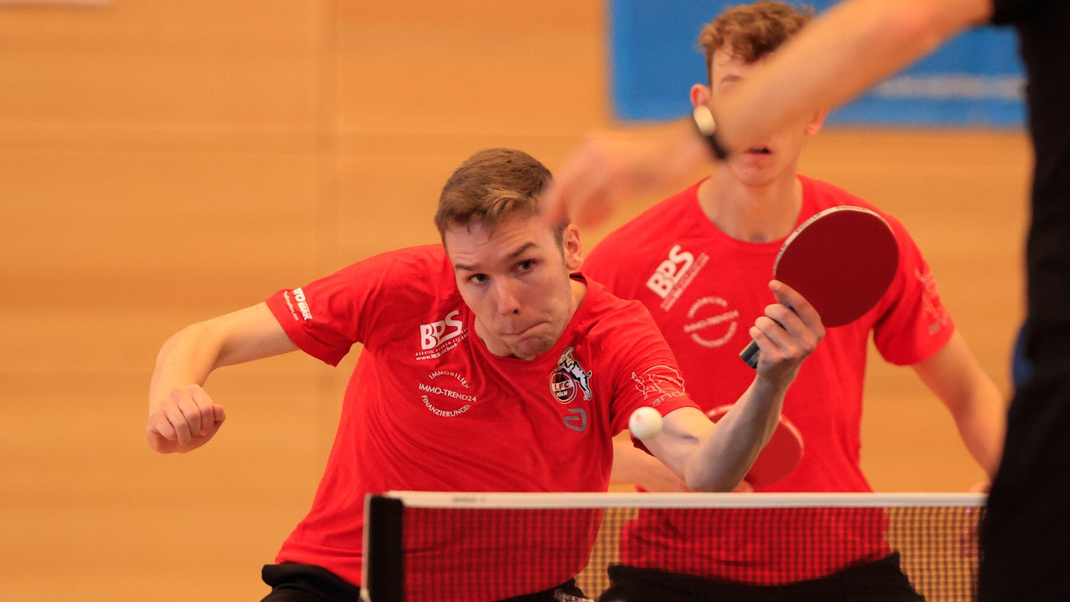 Tobias Hippler 1. FC Köln - Passau Bayern/Deutschland Tischtennis Herren, 2. Bundesliga, Saison 2022/2023 am 4.09.2022 in der Neuen Mehrzweckhalle TTC Fortuna Passau - 1. FC Köln *** Tobias Hippler 1 FC Köln Passau Bavaria Germany Table Tennis Men, 2 Bundesliga, Season 2022 2023 on 4 09 2022 in the New Multipurpose Hall TTC Fortuna Passau 1 FC Köln