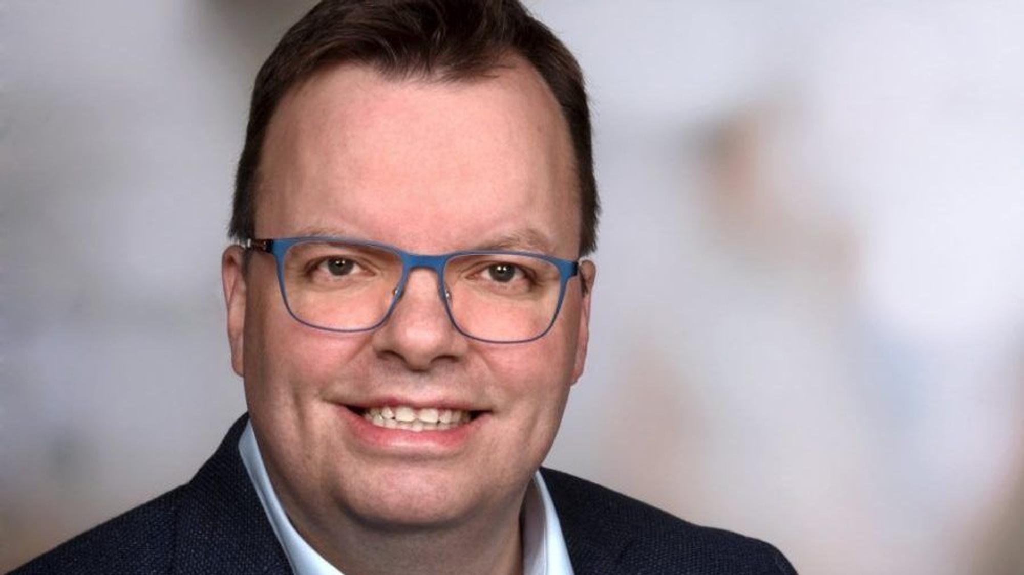 Auf dem Foto ist der SPD-Politiker Helge Herrwegen zu sehen.