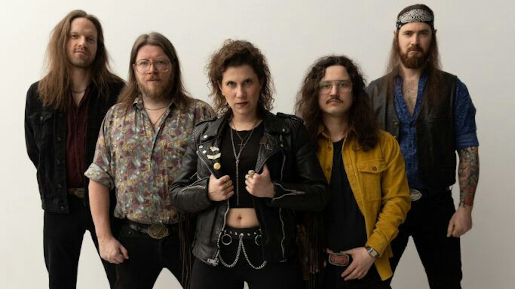 Die fünf Musiker der Band Galactic Superlords aus Köln