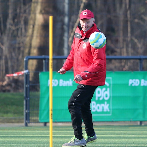 Vktoria Köln Regionalliga West Fußball Herren Zeugwart Thomas Gürtler 29.01.2014
Cologne third division West Football men Zeugwart Thomas Gürtler 29 01 2014
