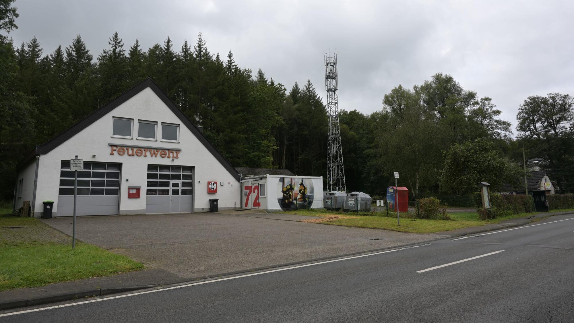 Parkplatz am Feuerwehrhaus in Odenthal Höffe