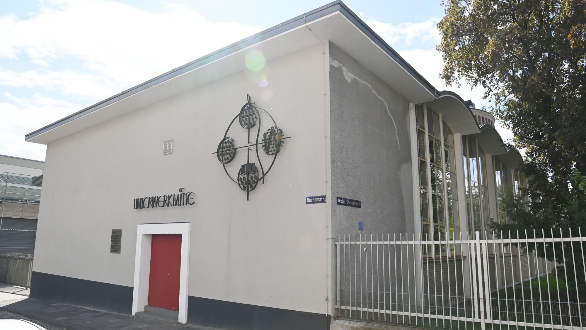 Das Umspannwerk Mitte in Köln (Archivbild). Hier ist es am Donnerstag (12. September) zu Problemen gekommen.