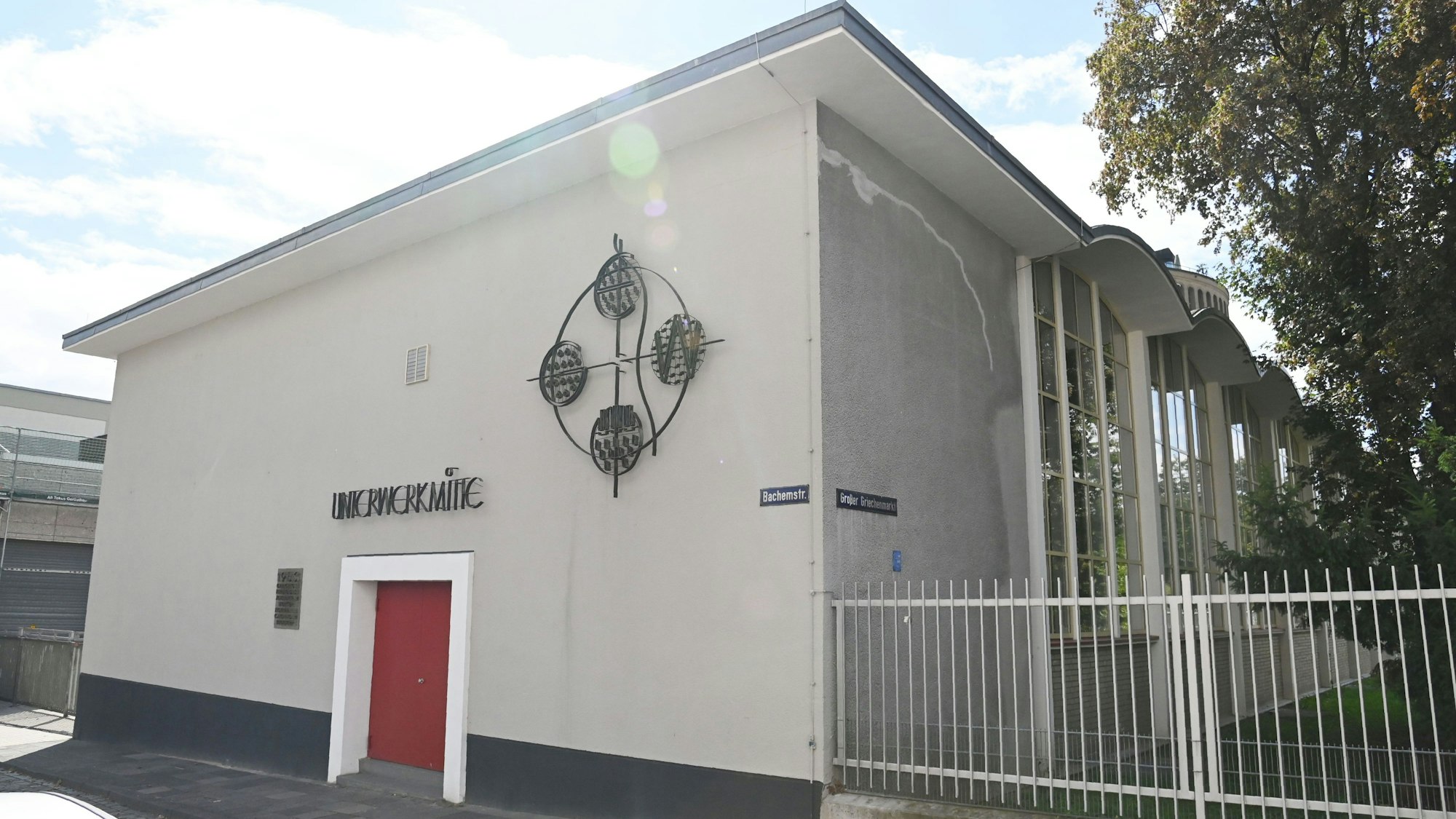 Das Umspannwerk Mitte in Köln (Archivbild). Hier ist es am Donnerstag (12. September) zu Problemen gekommen.