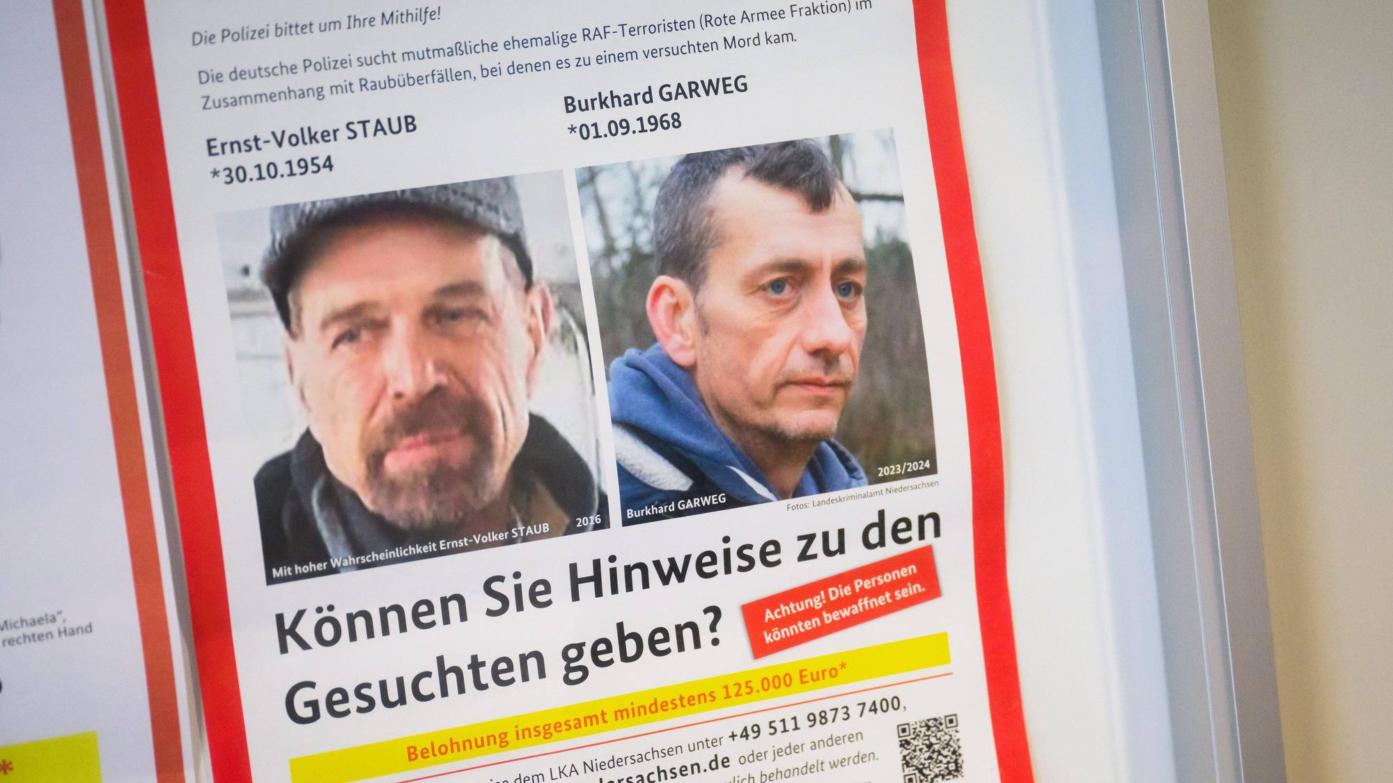 Fahndungsplakat: Die Polizei sucht weiterhin mit Hochdruck die beiden früheren RAF-Mitglieder Ernst-Volker Staub und Burkhard Garweg.