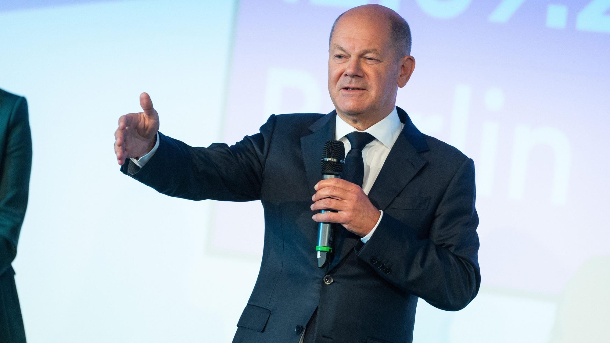 12.09.2024, Berlin: Bundeskanzler Olaf Scholz (SPD) spricht beim Kongress des Zeitungsverlegerverbands BDZV.