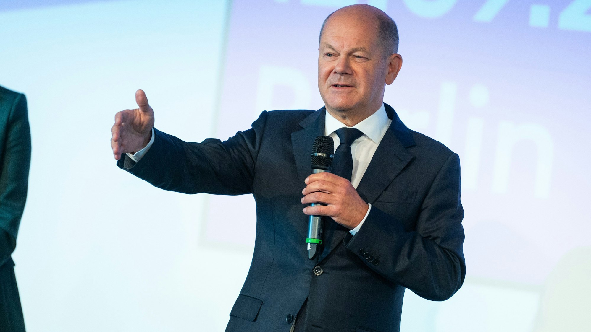 12.09.2024, Berlin: Bundeskanzler Olaf Scholz (SPD) spricht beim Kongress des Zeitungsverlegerverbands BDZV.