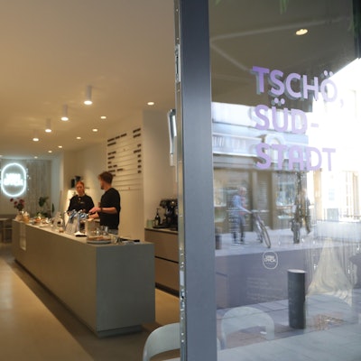 Die Van Dyck Espressobar in der Severinstraße schließt.