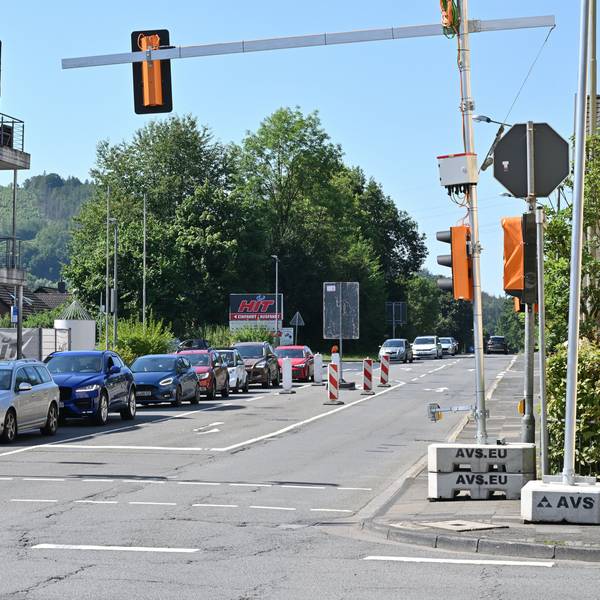 Untereschbach. Wochenendsperrung der Autobahn A4
