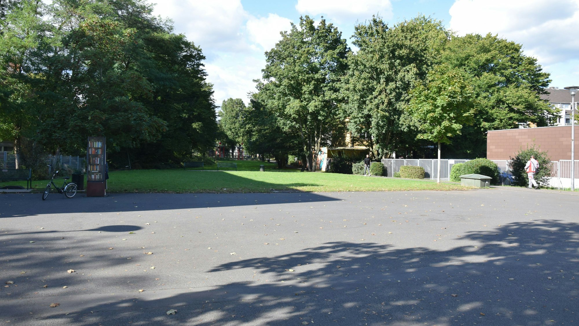 Zu sehen ist die Fläche des Holweider Marktplatzes.