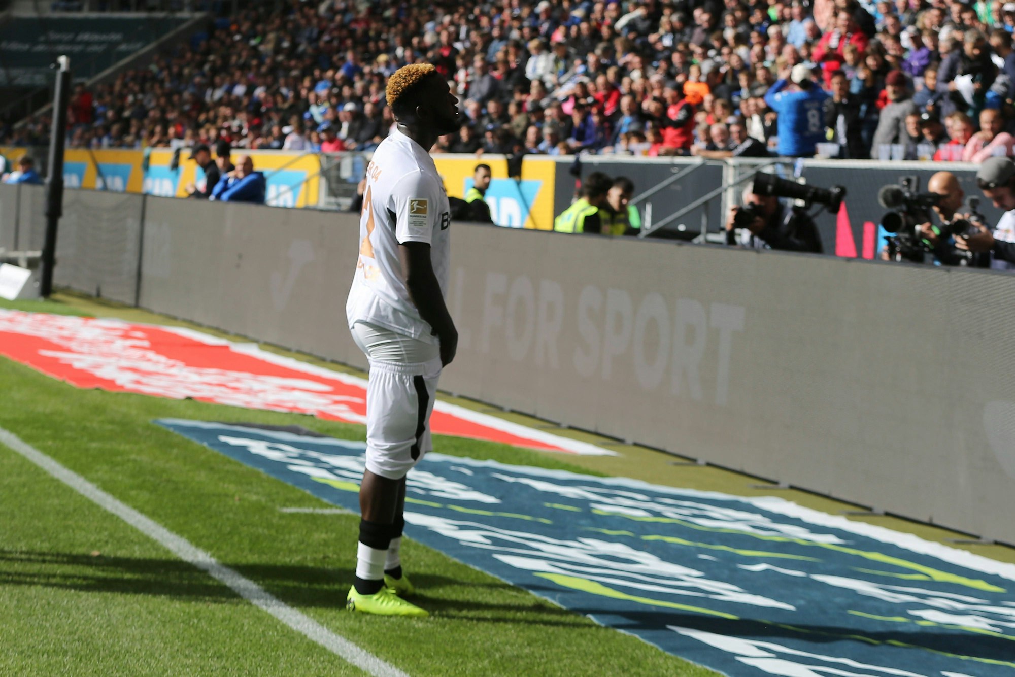 14.09.2024, xtvx, Fussball 1.Bundesliga, TSG 1899 Hoffenheim - Bayer 04 Leverkusen emspor, v.l. Goal scored, Tor zum 0:2 Victor Boniface Bayer 04 Leverkusen Torjubel, Goal celebration, celebrate the goal, celebrates scoring DFL/DFB REGULATIONS PROHIBIT ANY USE OF PHOTOGRAPHS as IMAGE SEQUENCES and/or QUASI-VIDEO Sinsheim *** 14 09 2024, xtvx, Fußball 1 Bundesliga, TSG 1899 Hoffenheim Bayer 04 Leverkusen emspor, v l Goal scored, Tor zum 0 2 Victor Boniface Bayer 04 Leverkusen Torjubel, Goal celebration, celebrate the goal, celebrates scoring DFL DFB REGULATIONS PROHIBIT ANY USE OF PHOTOGRAPHS as IMAGE SEQUENCES and or QUASI VIDEO Sinsheim