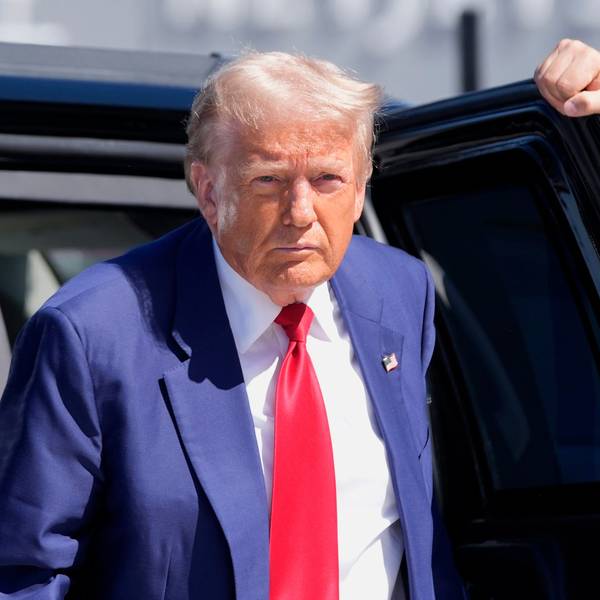 Republican presidential nominee former President Donald Trump arrives at Harry Reid International Airport to board a plane after a campaign trip, Saturday, Sept.14, 2024, in Las Vegas. (AP Photo/Alex Brandon)