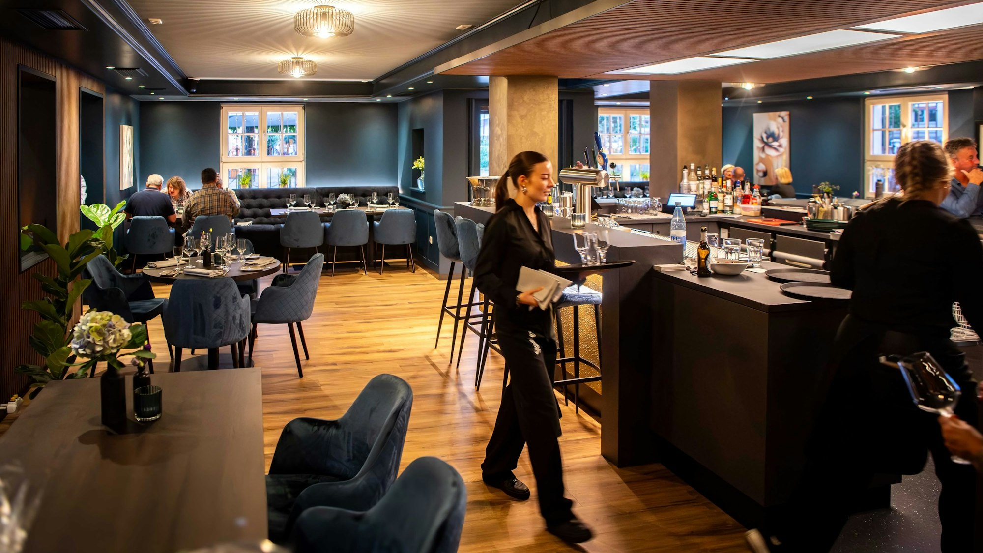 Das Bild zeigt einen Blick in die Posthalterei in Euskirchen. Das Restaurant heißt jetzt 1830.