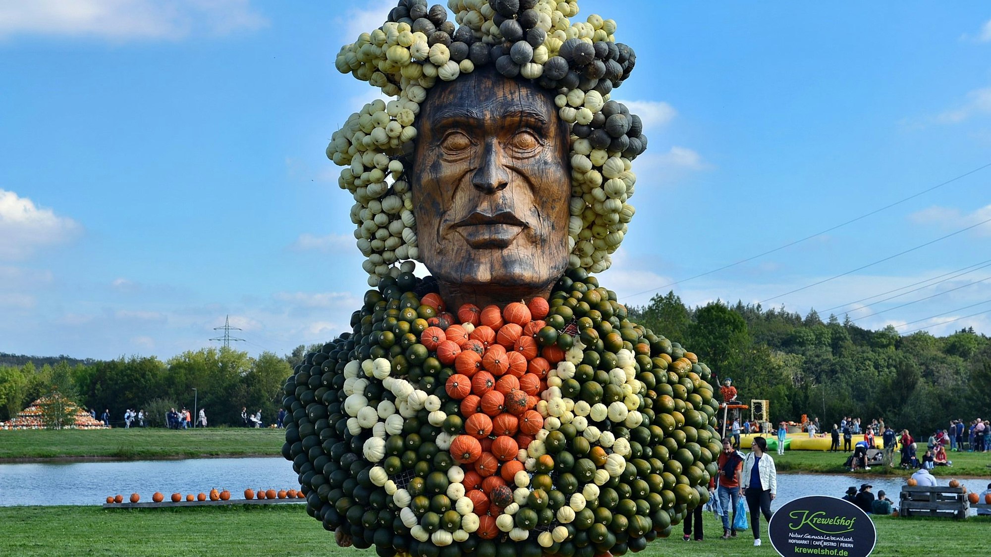 15.09.2024 Bei einer Ausstellung zum Thema Musik darf auch der große Wolfgang Amadeus Mozart nicht fehlen.