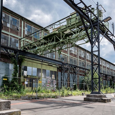 Die Hallen Kalk am Ottmar-Pohl-Platz sind marode.