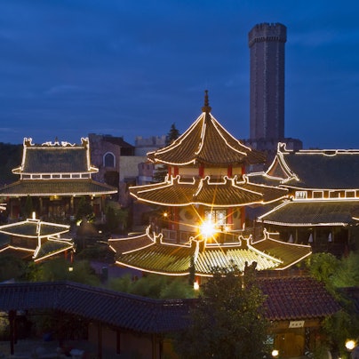 Blick auf die Themenwelt China Town im Phantasialand (Archivfoto).