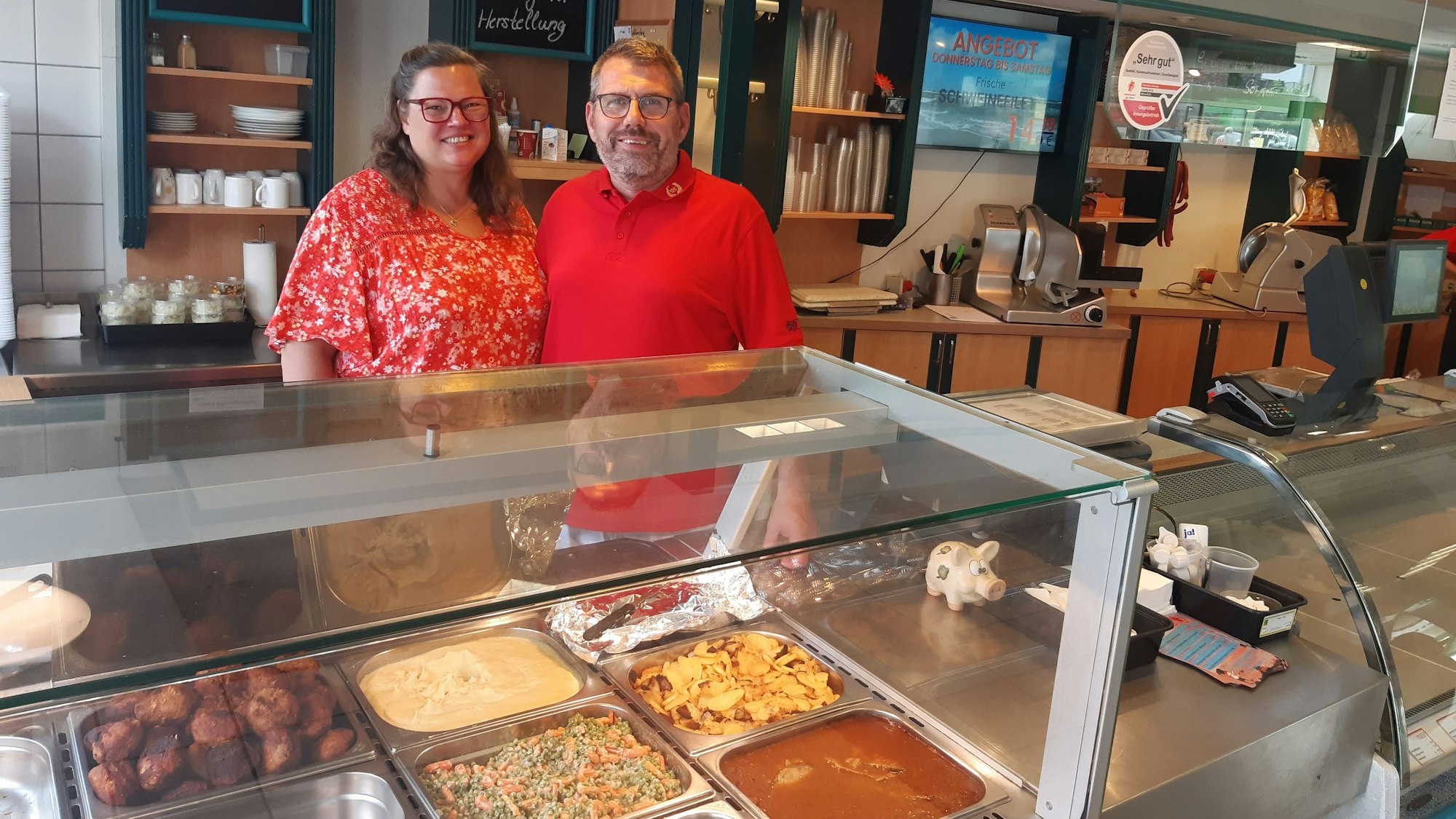 Wolfgang und Melanie Axer werden die Filiale ihrer Metzgerei in Kerpen sehr wahrscheinlich am Jahresende schließen. Dann gibt es im Ortsteil Kerpen ein Fachgeschäft weniger.
