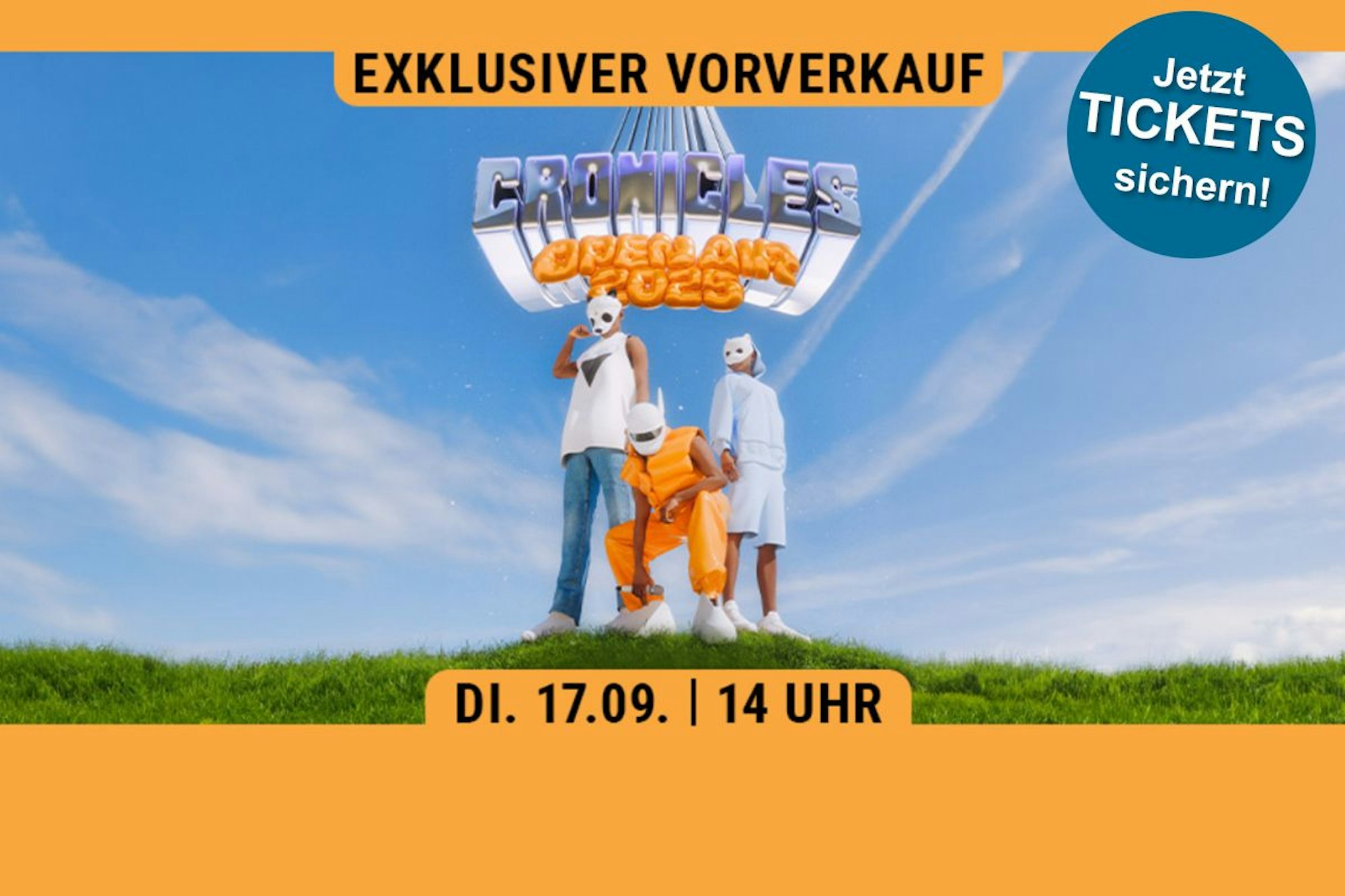 Das Bild zeigt CRO auf einer Wiese mit blauem Himmel. Über CRO ist der Schriftzug CRONICLES OPEN AIR 2025 zu sehen.