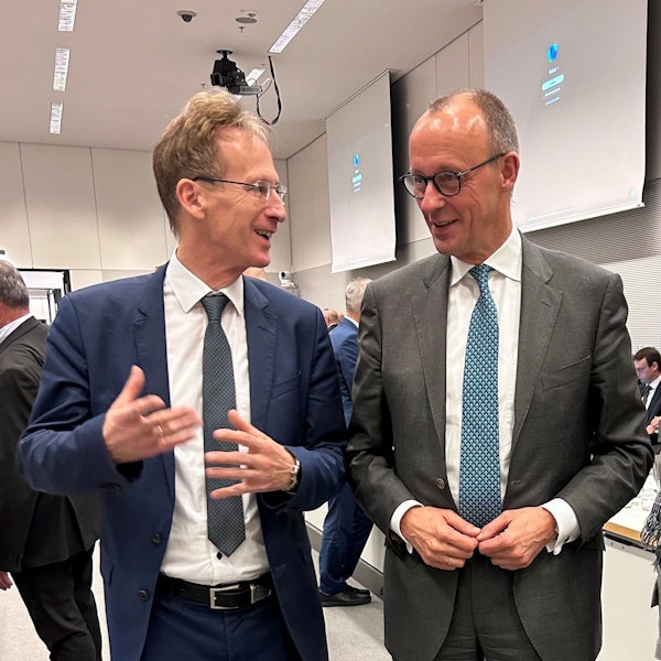 Detlef Seif im Gespräch mit Friedrich Merz.