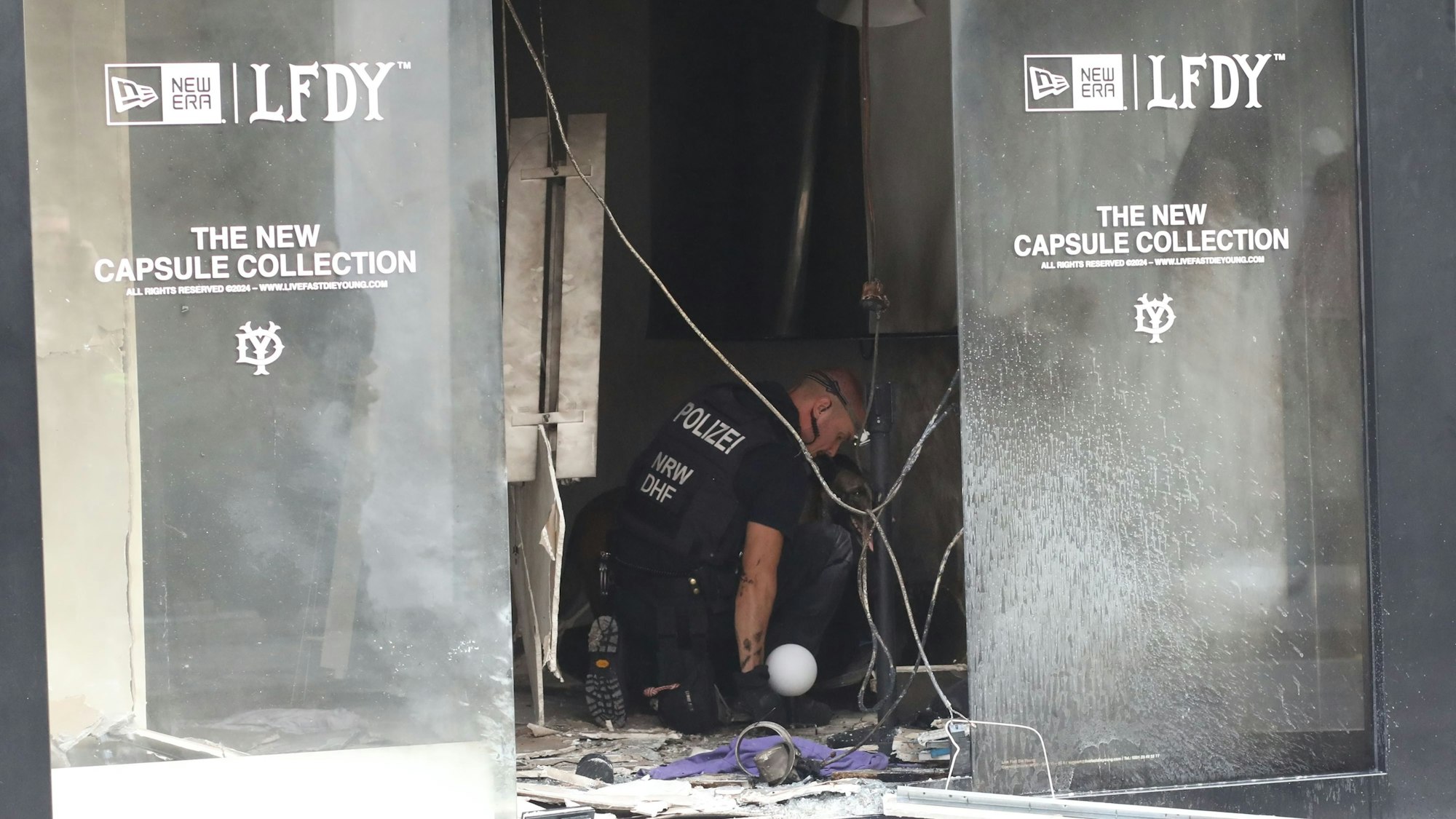 Im Bekleidungsgeschäft LFDY ist am Mittwochmorgen (18.09.2024) eine Bombe explodiert.