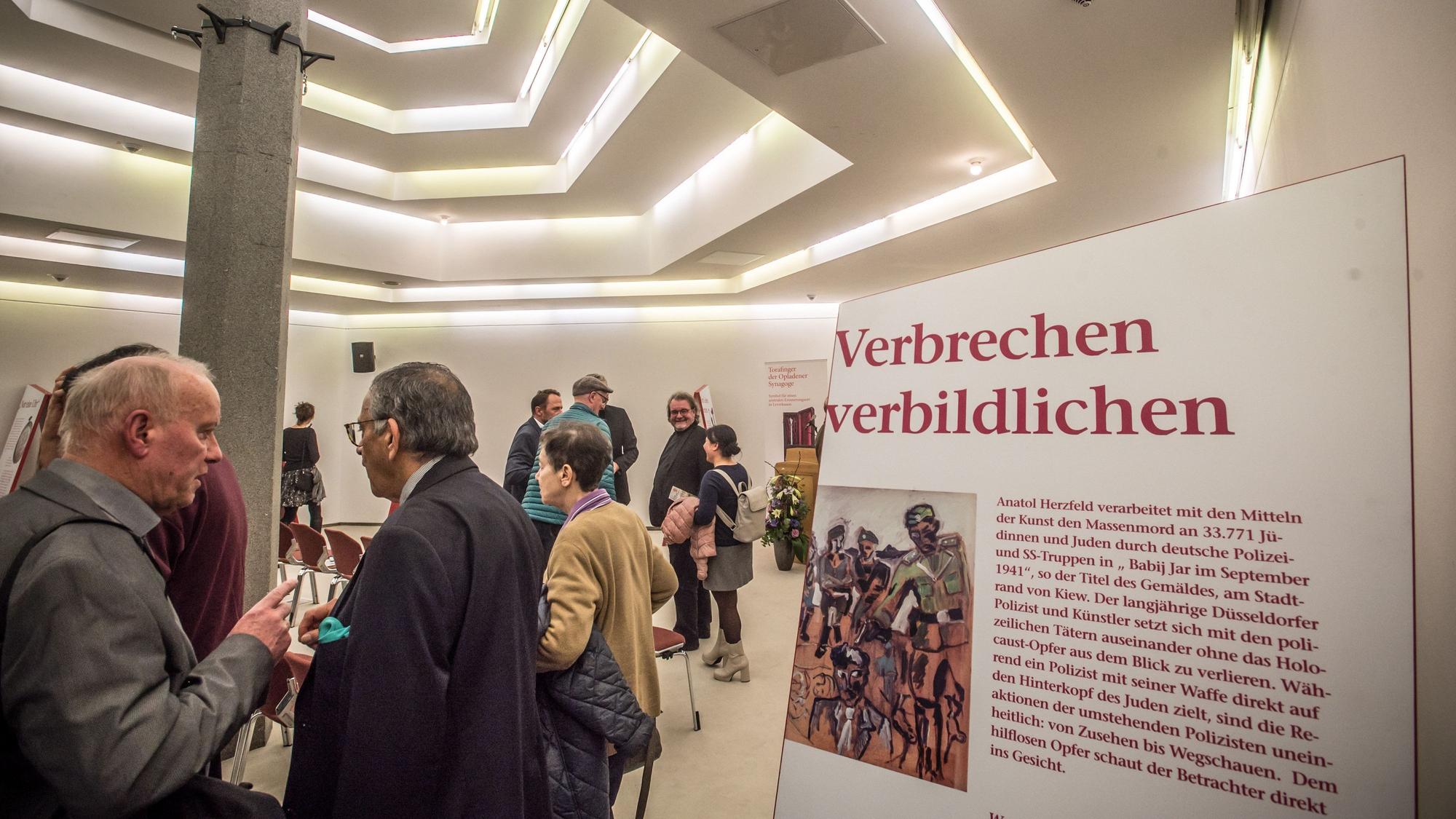 Holocaust-Gedenken in der Forum-Galerie.