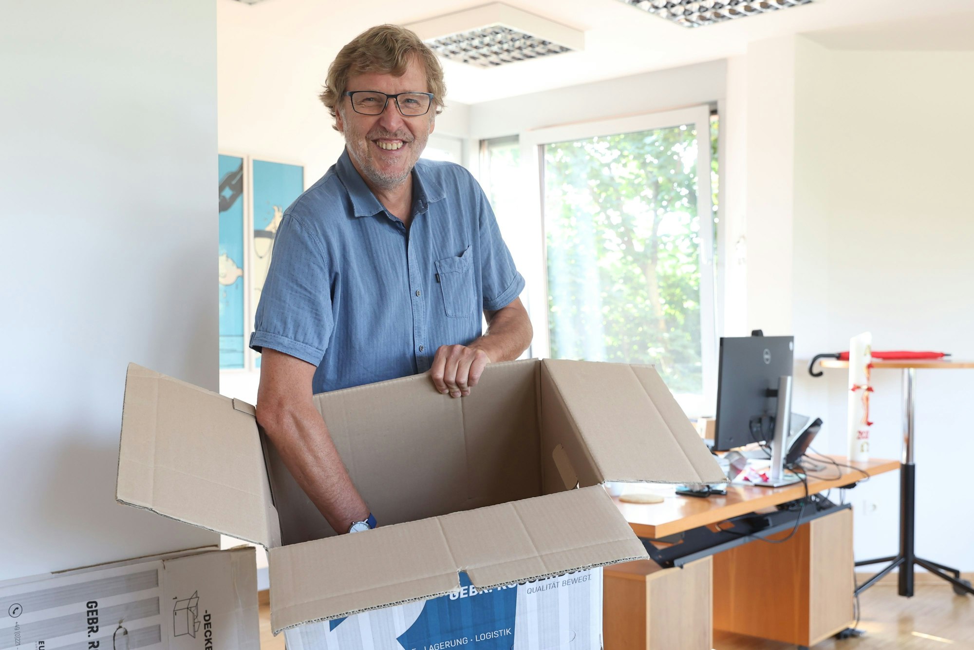 05.09.2024
Köln: Caritas-Chef Peter Krücker packt Umzugskartons