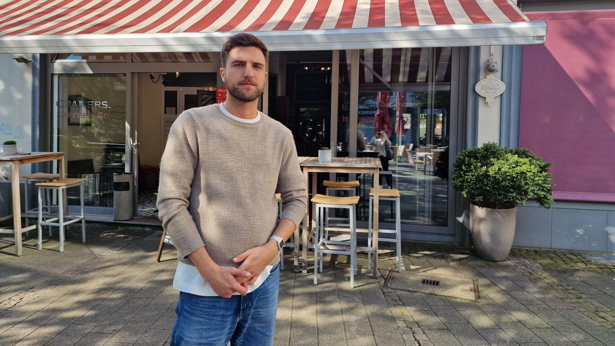 Der Fronhof in Soligen vier Wochen nach dem Attentat während der 650-Jahr-Feier. Daniel Mandelka betreibt das Café Cramers auf dem Fronhof.