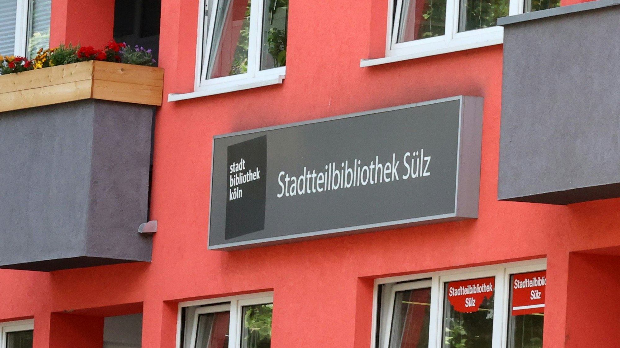 Stadtbibliothek Sülz von außen