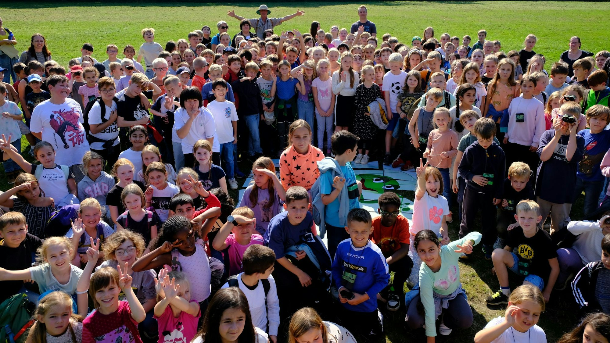 Eine Gruppe von Schulkindern