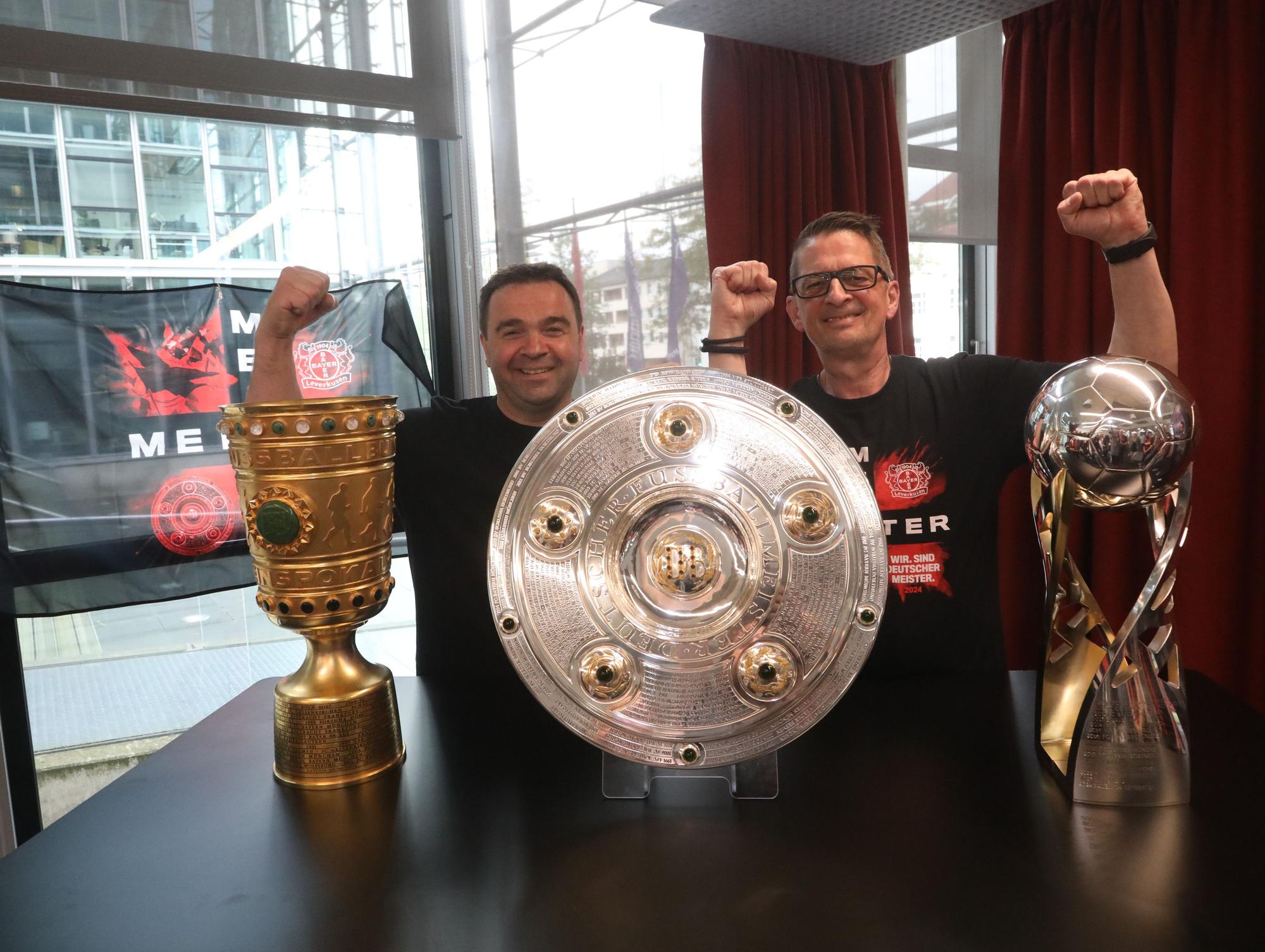 23.09.2024, Köln: Der amtierende deutsche Fußballmeister, Pokal- und Supercupsieger Bayer 04 Leverkusen besucht den Kölner Stadt-Anzeiger im Neven-DuMont-Haus. Foto: Arton Krasniqi