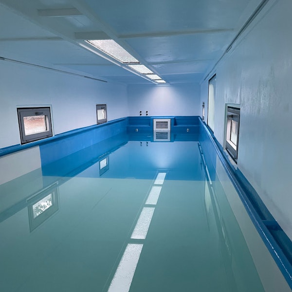 Der Schwimmcontainer Narwali von innen.