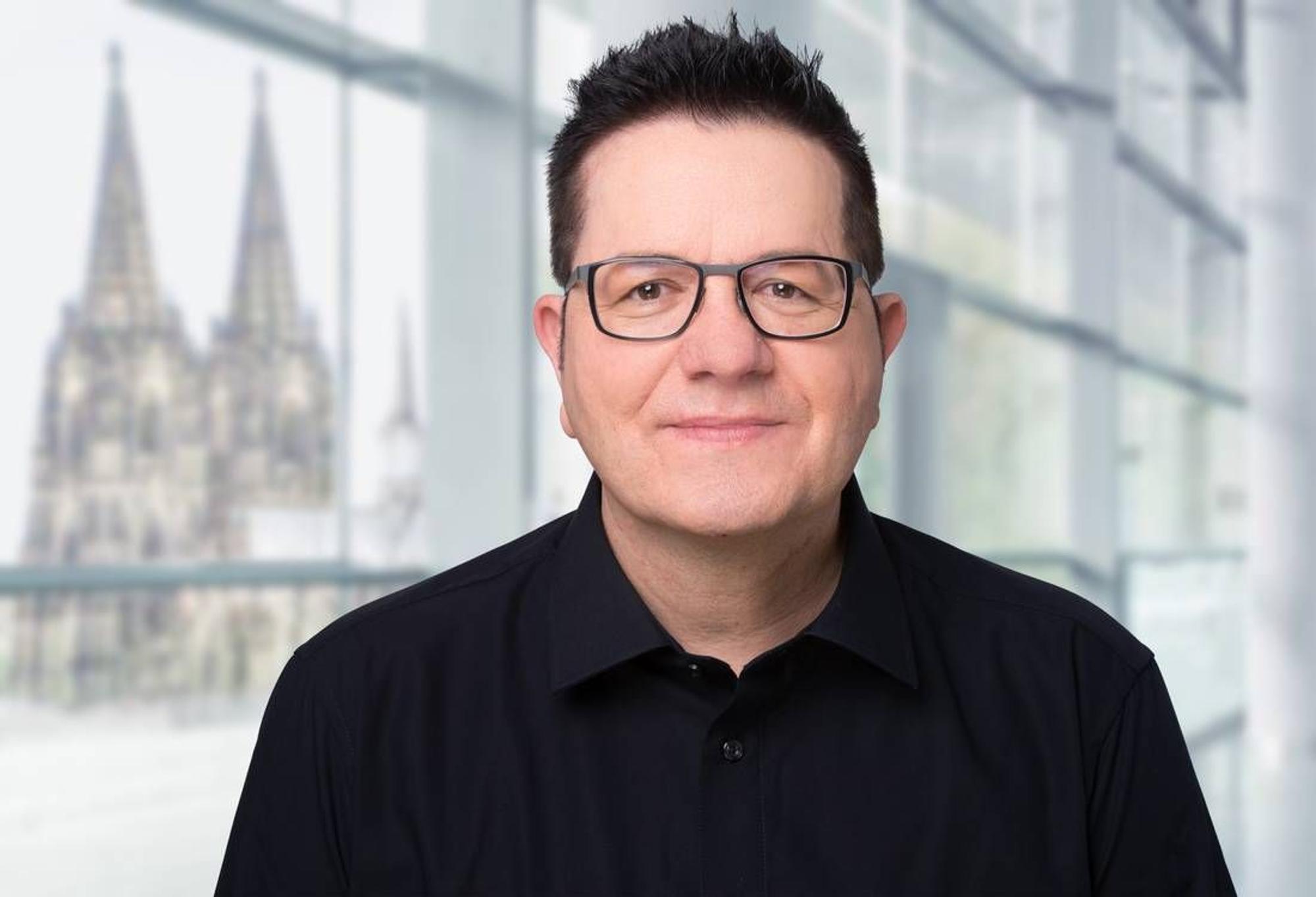 Julius Daven ist Gründer und Vorsitzender des EWD e.V.