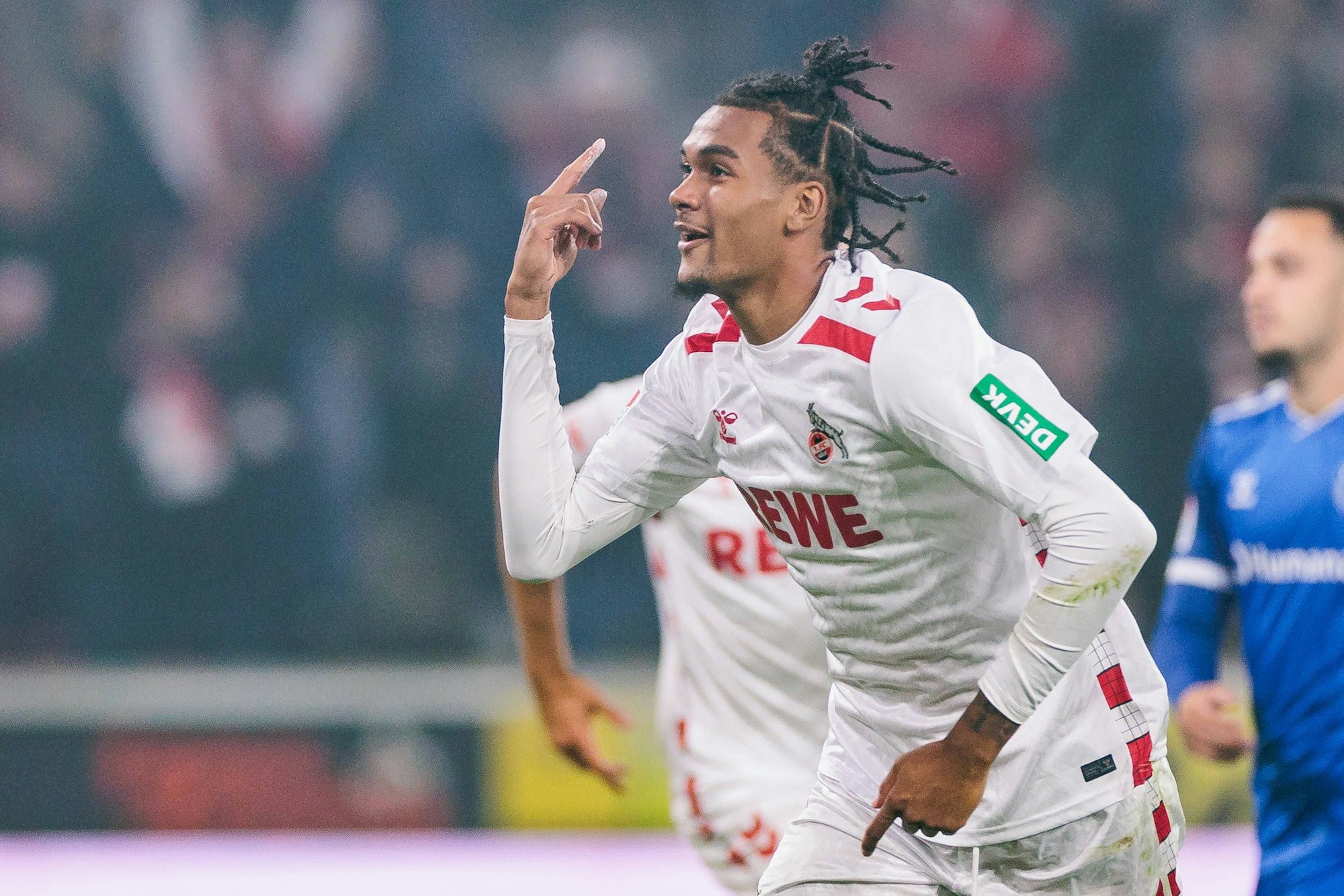 FC-Stürmer Damion Downs feiert seinen Treffer zum 1:0 gegen den 1. FC Magdeburg.