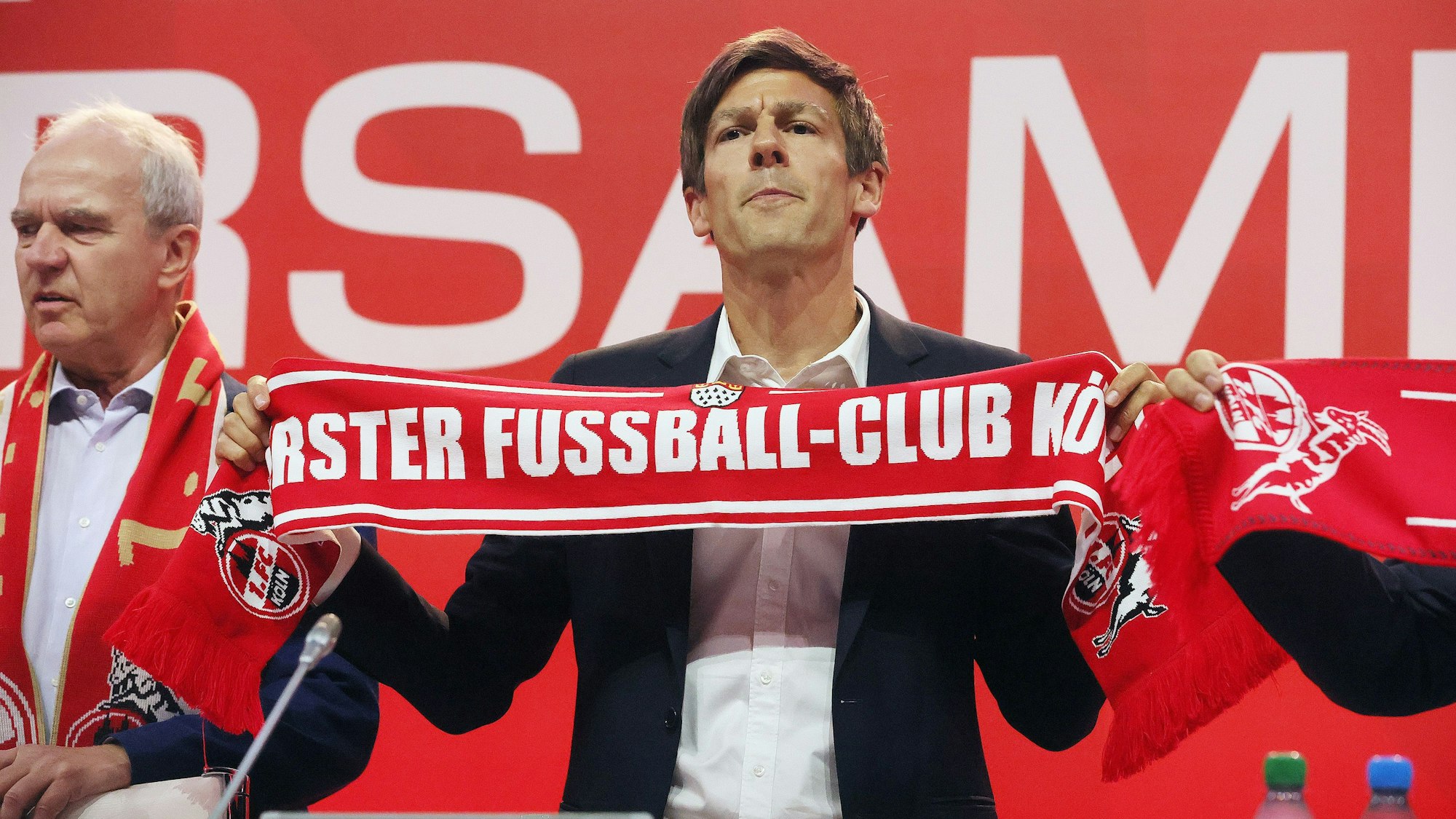 FC-Vizepräsident und seine Kollegen erlebten am Dienstag einen schweren Abend.