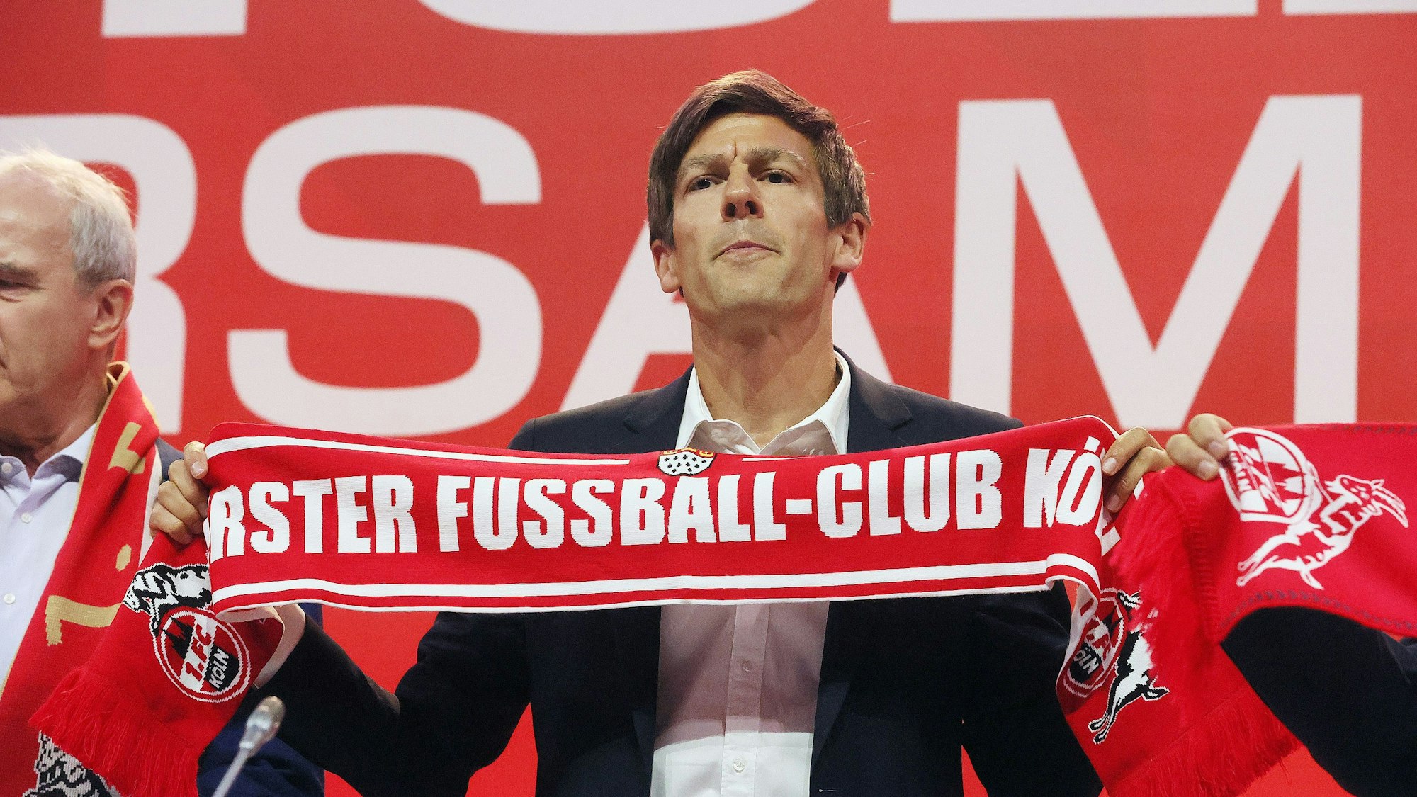 1. FC Köln, Mitgliederversammlung, 24.09.2024, 18.00 Uhr, Carsten Wettich (1. FC Köln), Bild: Herbert Bucco