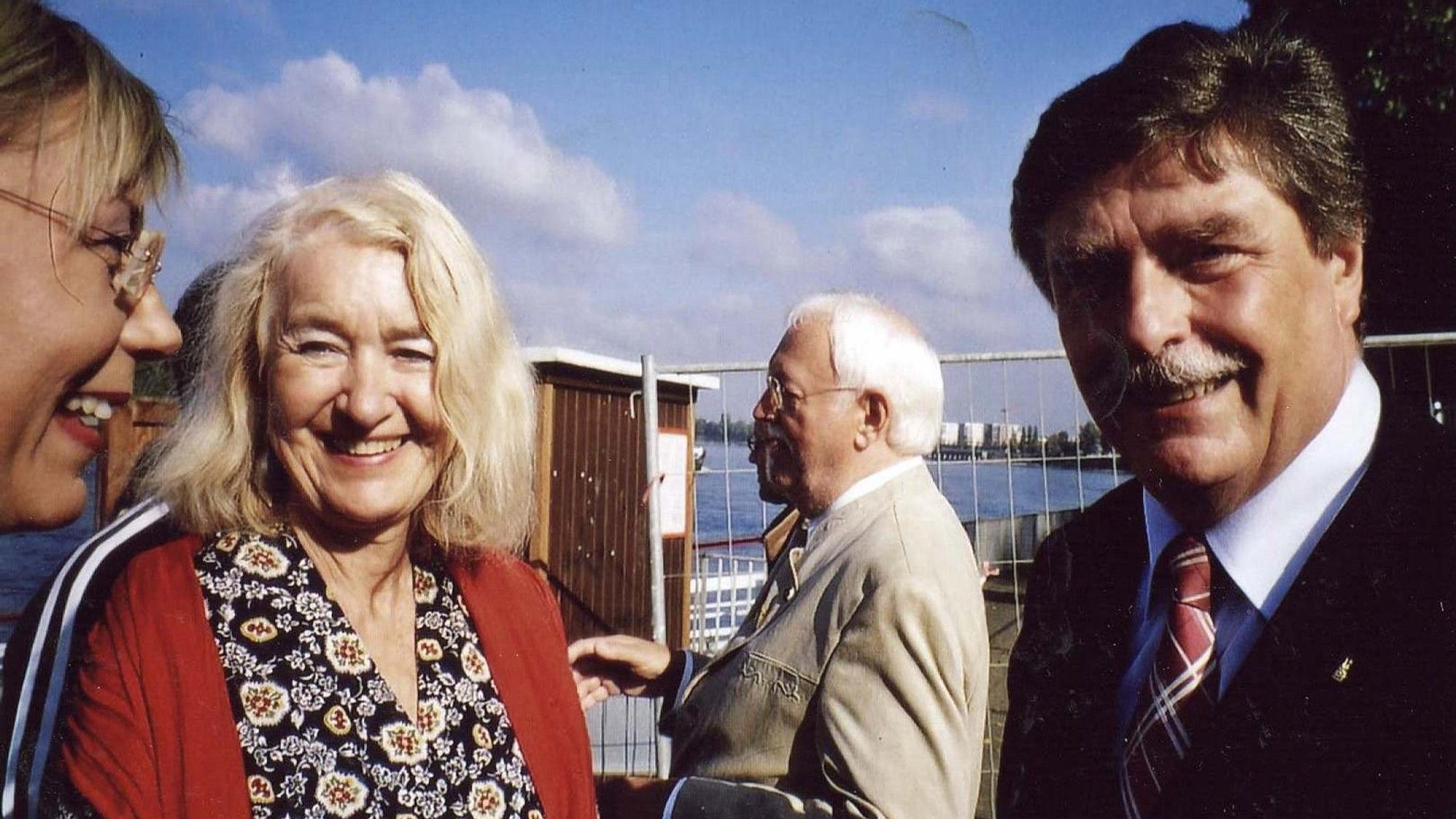 Ingrid Mölders und Fritz Schramma bei der Kölnpfad-Eröffnung 2008.