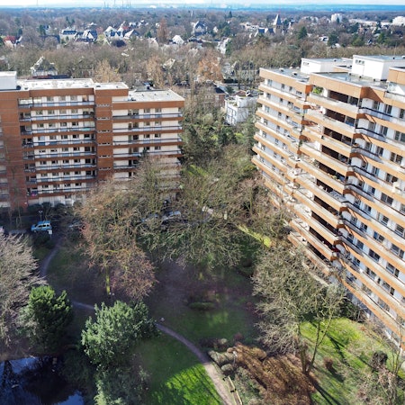 Zu sehen ist der Wohnpark Bayenthal von oben.