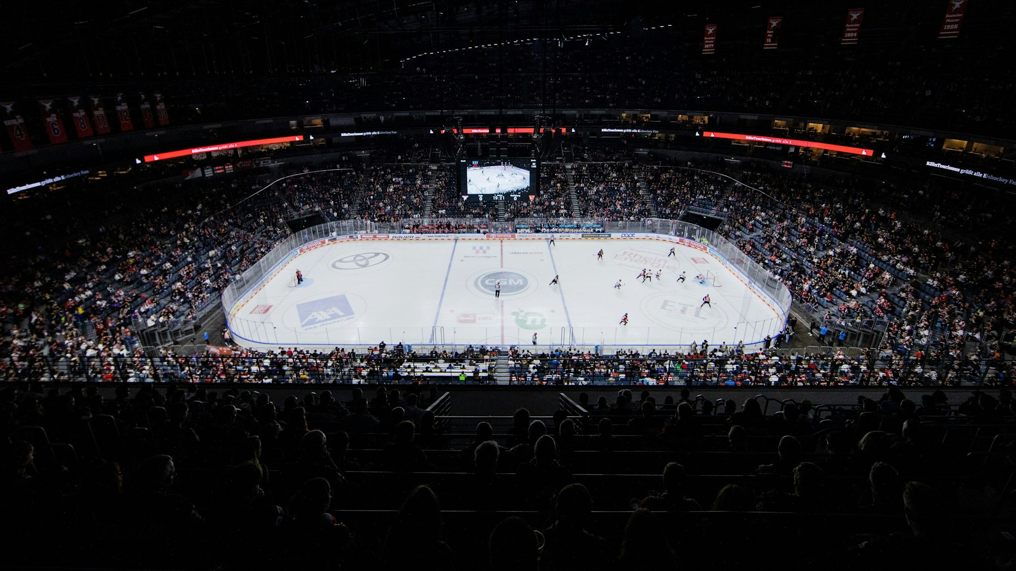 Selbst der eigentliche Heimvorteil hat den Kölner Haien nicht weitergeholfen. (Archivbild)