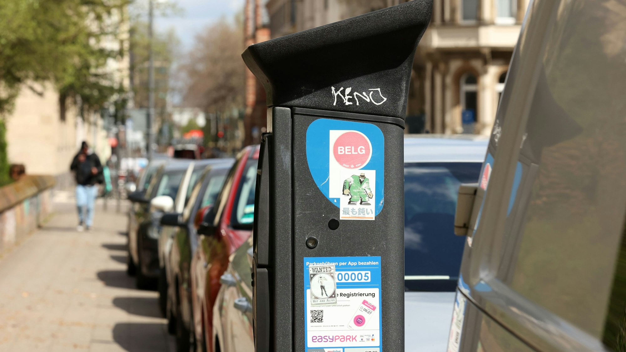 Der rote Punkt signalisiert: Dort ist das Anwohnerparken erlaubt.