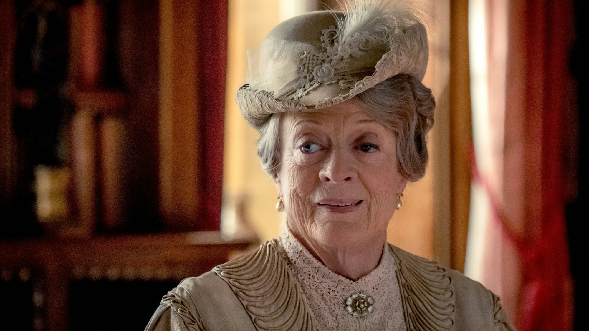 Maggie Smith in einer Szene aus Downton Abbey.