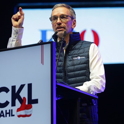 Herbet Kickl bei der finalen Wahlkampfveranstaltung der FPÖ am Freitagabend.