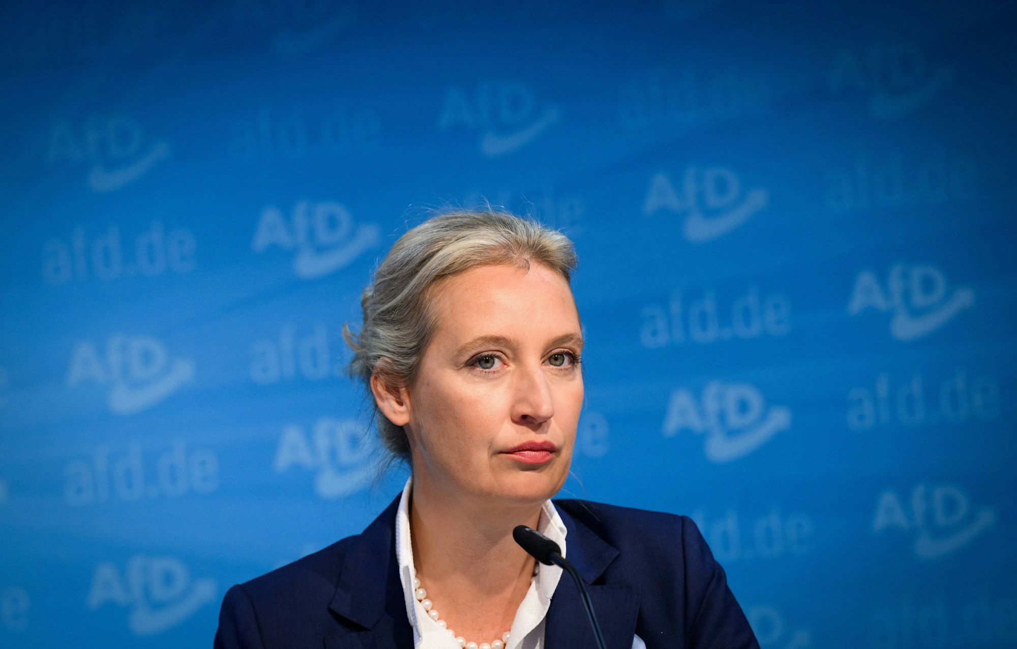 23.09.2024, Berlin: Alice Weidel, Bundesvorsitzende der AfD, äußert sich bei einer Pressekonferenz in der AfD-Bundesgeschäftsstelle zum Ausgang der Landtagswahl in Brandenburg. Foto: Bernd von Jutrczenka/dpa +++ dpa-Bildfunk +++