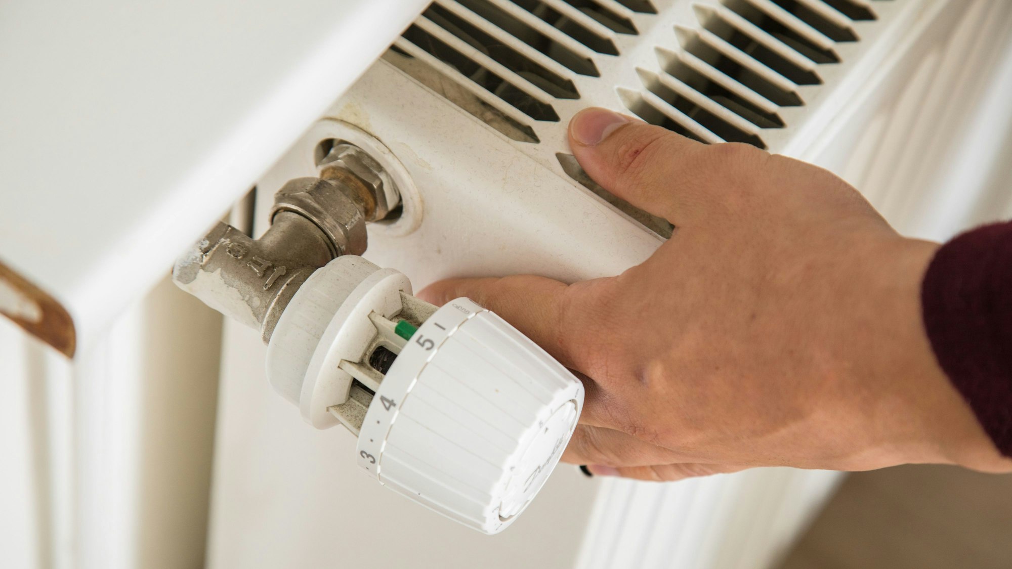 Bleibt die Heizung kalt? Der Grund könnte ein zu niedriger Wasserdruck sein.