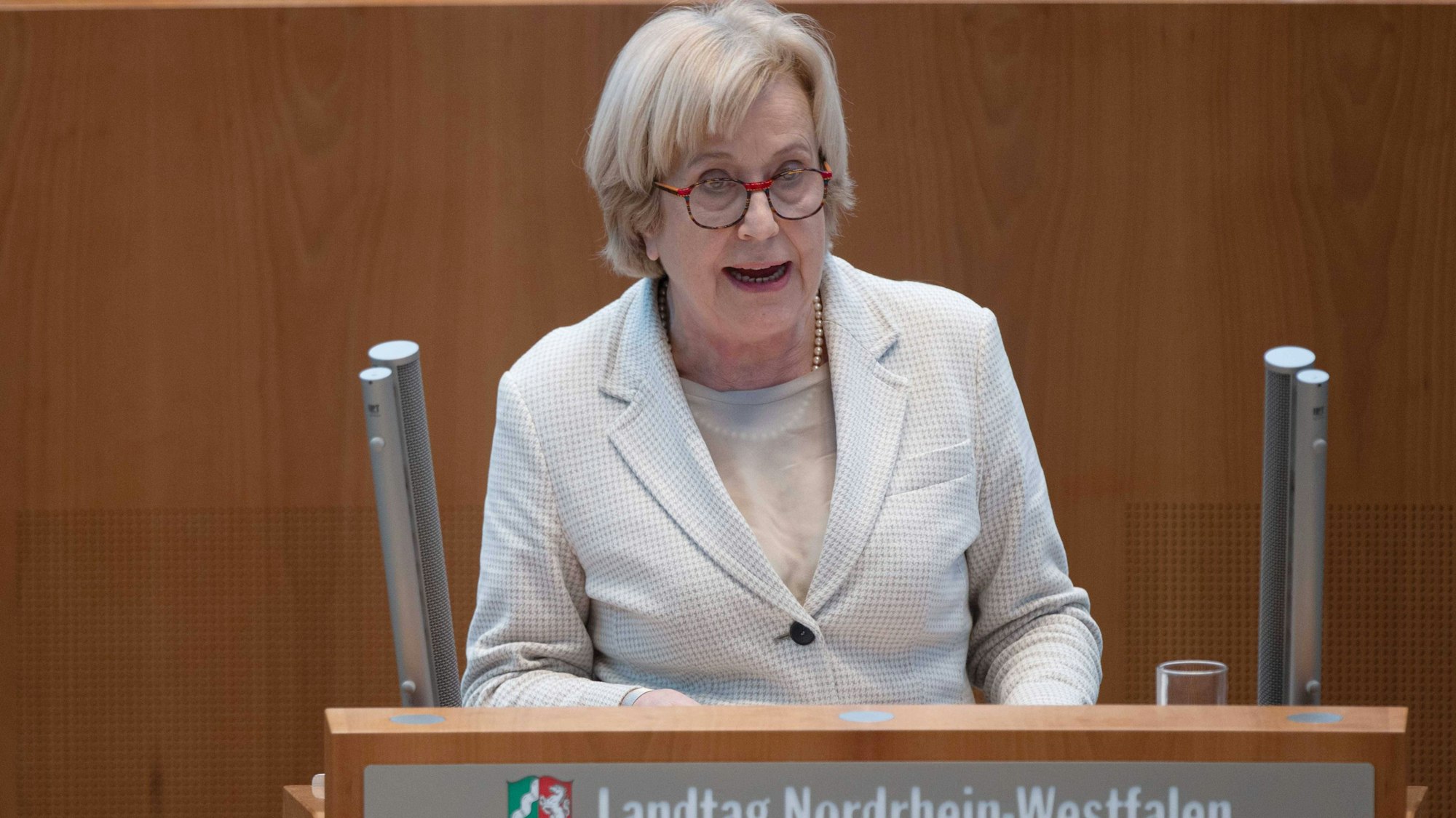 Elisabeth Müller-Witt, SPD-Fraktion, bei ihrer Rede Aktuelle Stunde.