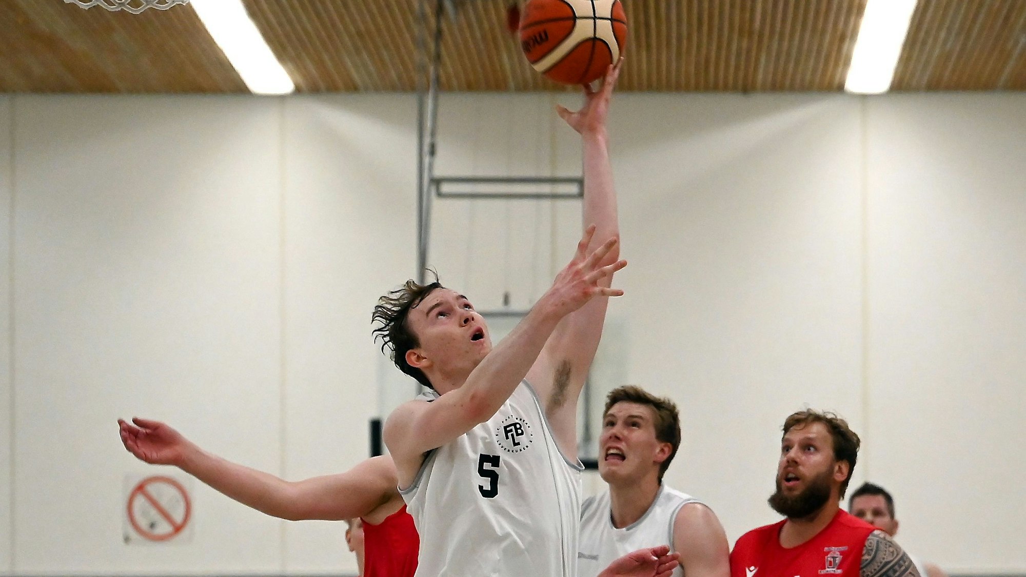 28.09.2024, Basketball-Fast-Break Leverkusen- Leichlingen 
vorne: Daniel Kruglow (Fast-Break)
Foto: Uli Herhaus