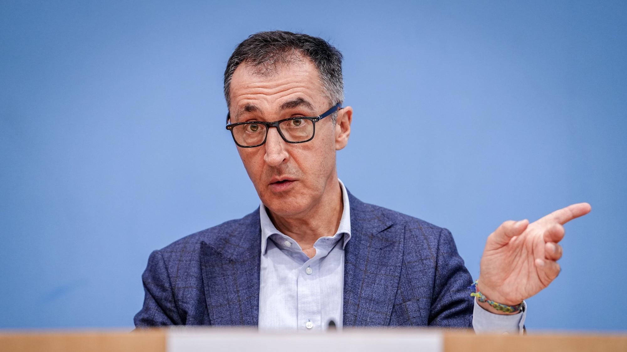 Cem Özdemir in der Bundespressekonferenz.